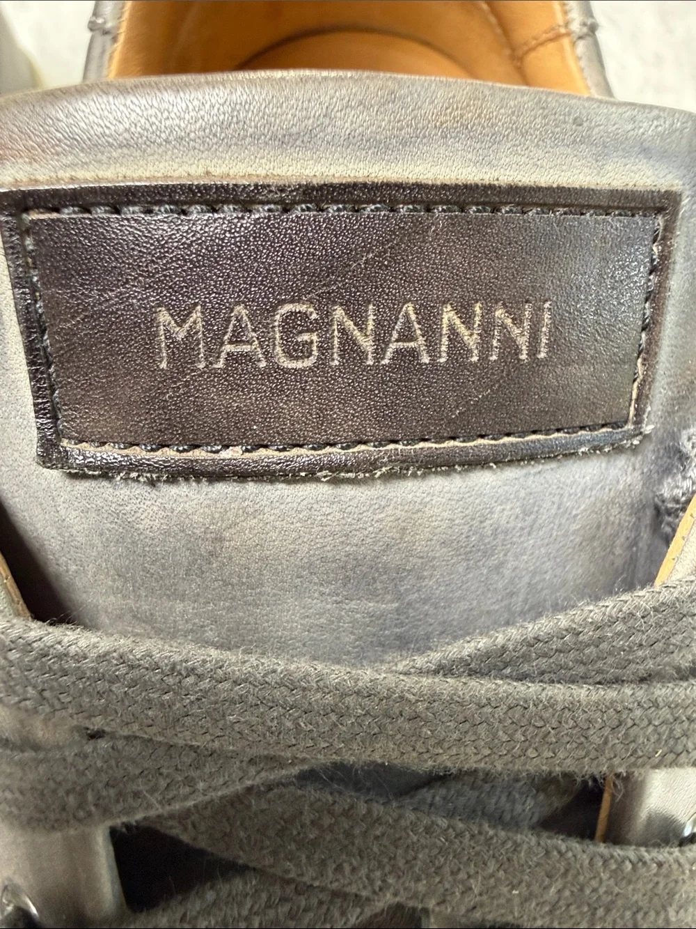 Magnanni elonso lo